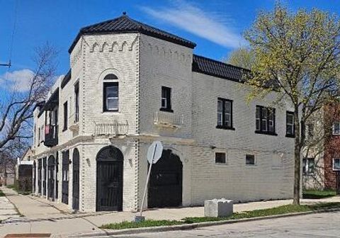 Photo of 1306 W Atkinson Ave, Milwaukee, WI 53206 (MLS # 1958857)