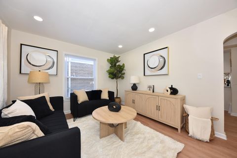 Photo of 3165 N 87th St, Milwaukee, WI 53222 (MLS # 1952759)