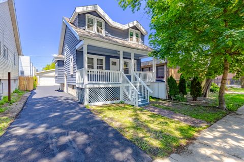 Photo of 1512 E Oklahoma Ave, Milwaukee, WI 53207 (MLS # 1929600)