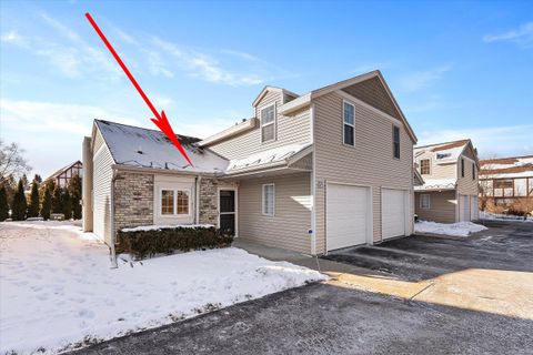 Photo of W68N915 Washington Ave, Cedarburg, WI 53012 (MLS # 1948785)