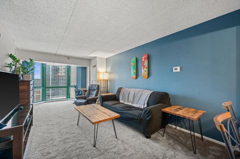 Photo of 270 E Highland Ave, Milwaukee, WI 53202 (MLS # 1948313)