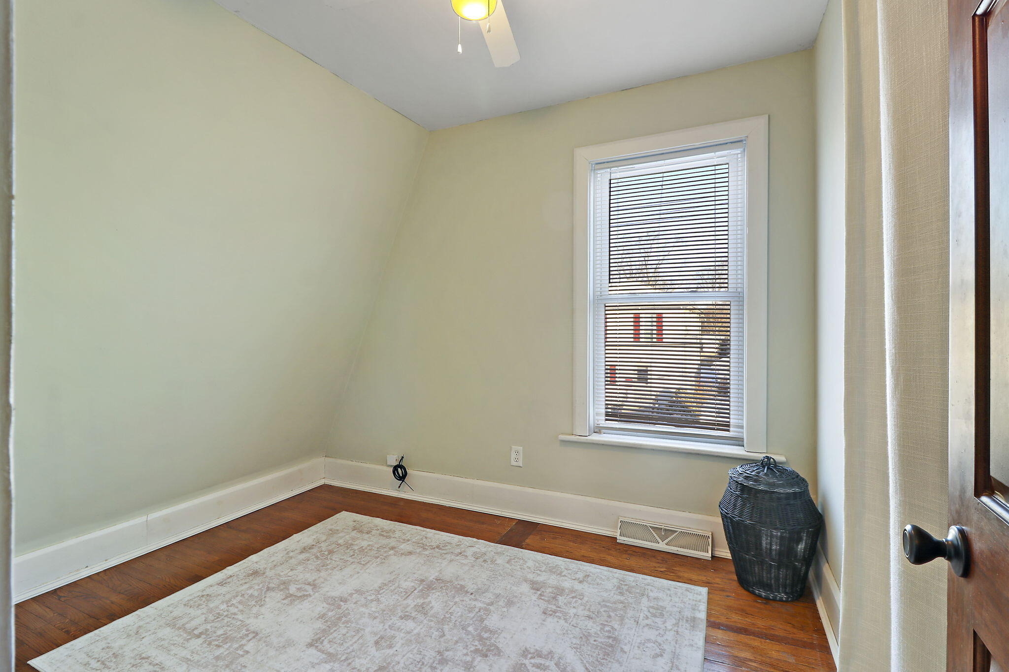 Kenosha, Wisconsin 53143, United States, 3 Bedrooms Bedrooms, ,3 BathroomsBathrooms,Residential,Active,18018