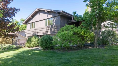 Photo of 1380 Independence Dr, Brookfield, WI 53045 (MLS # 1920305)