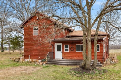 Photo of N9348 Sommers Rd, Burns, WI 54644 (MLS # 1958970)