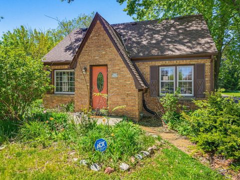 Photo of W226N3045 Duplainvlle Rd, Pewaukee, WI 53186 (MLS # 1962816)