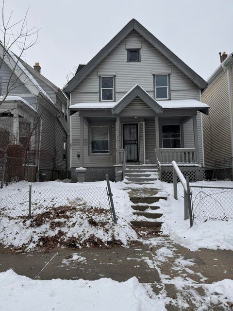 Photo of 2571 N 34th St, Milwaukee, WI 53210 (MLS # 1945493)
