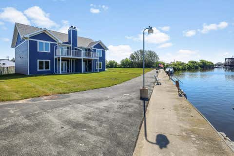 Photo of 1609 16th St, Two Rivers, WI 54241 (MLS # 1973936)