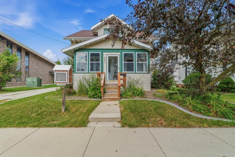 Photo of 351 E Rhine St, Elkhart Lake, WI 53020 (MLS # 1979009)