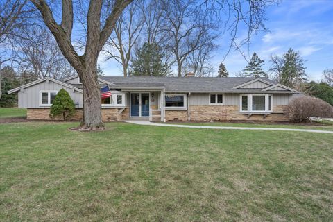 Photo of 17505 Azure Ln, Brookfield, WI 53045 (MLS # 1956639)