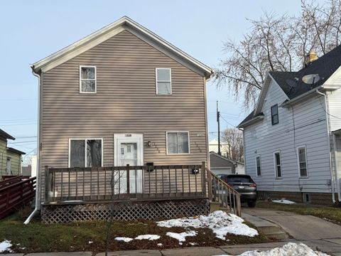 Photo of 1236 Trimberger Ct, Sheboygan, WI 53081 (MLS # 1946694)