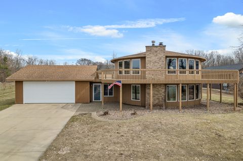 Photo of 1149 River Rd S, Buffalo City, WI 54622 (MLS # 1955126)