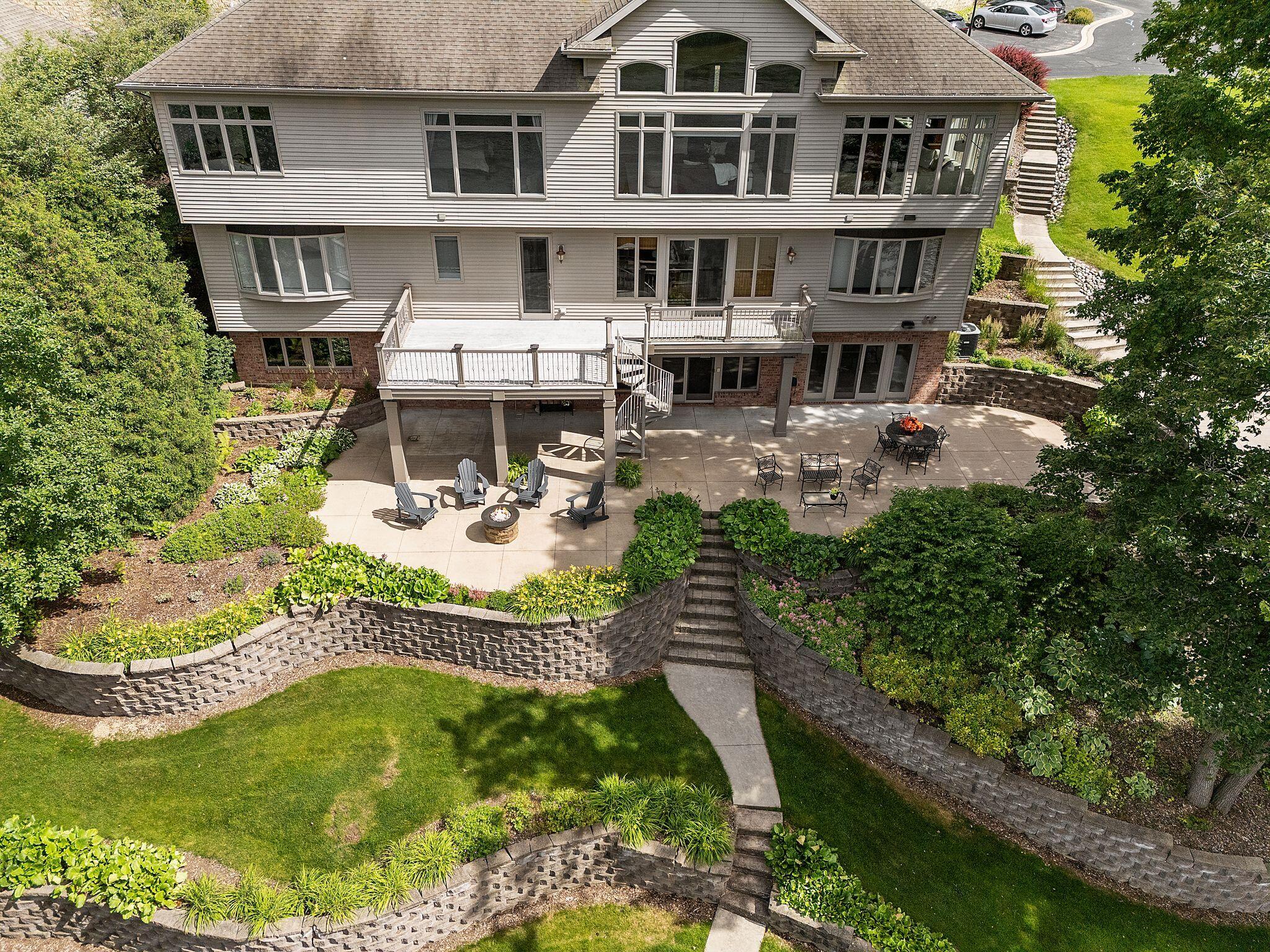 Appleton, Wisconsin 54915, United States, 4 Bedrooms Bedrooms, ,5 BathroomsBathrooms,Residential,Active,136594