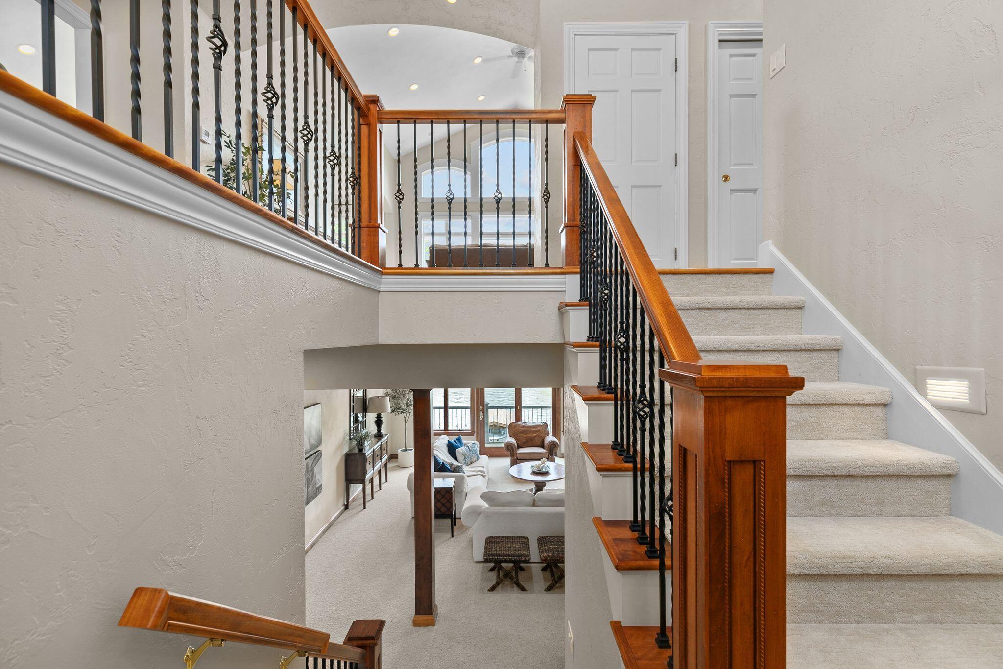 Appleton, Wisconsin 54915, United States, 4 Bedrooms Bedrooms, ,5 BathroomsBathrooms,Residential,Active,136594