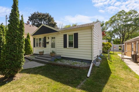 Photo of 5707 N 36th St, Milwaukee, WI 53209 (MLS # 1965937)