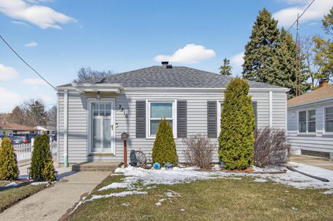 Photo of 3316 durand Ave, Racine, WI 53405 (MLS # 1954705)