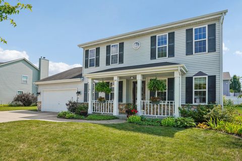 Photo of 767 Aspen Dr, Hartford, WI 53027 (MLS # 1931665)