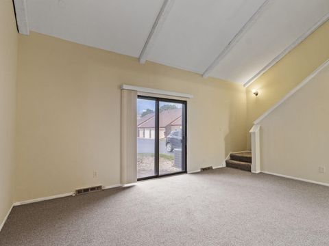 Photo of 4129 W College Ave, Franklin, WI 53132 (MLS # 1940070)