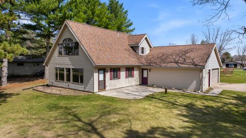 Photo of N9121 Otter Ln, Neshkoro, WI 54960 (MLS # 1958137)