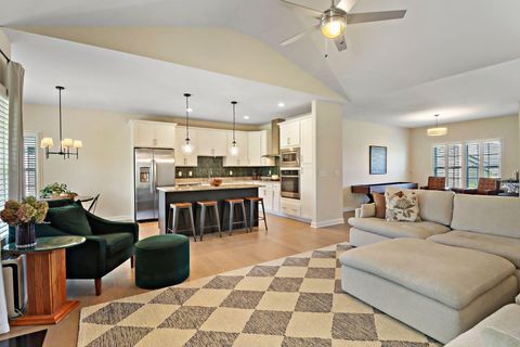 Photo of 520 N Stone Ridge Dr, Lake Geneva, WI 53147 (MLS # 1953561)