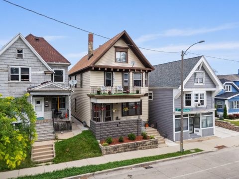 Photo of 3200 W Greenfield Ave, Milwaukee, WI 53215 (MLS # 1928318)