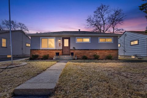 Photo of 4931 W Norwich Ct, Milwaukee, WI 53220 (MLS # 1953917)