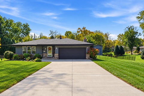 Photo of 12731 W Park Ave, New Berlin, WI 53151 (MLS # 1985027)