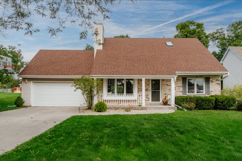 Photo of 1644 Sherman Ave, South Milwaukee, WI 53172 (MLS # 1981110)