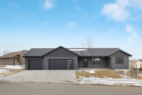 Photo of 1508 Pioneer Dr, Holmen, WI 54636 (MLS # 1950059)