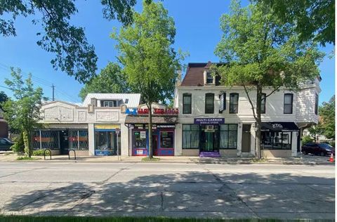 Photo of 820 E Locust St, Milwaukee, WI 53212 (MLS # 1931073)