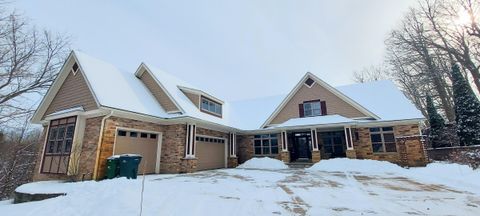 Photo of 4451 Hartstone Dr, Polk, WI 53086 (MLS # 1947881)