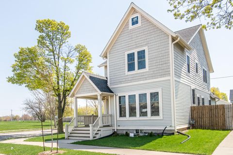 2301 W Garfield Ave, Milwaukee, WI 53205 - #: 1939240