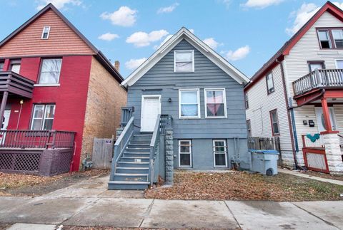 Photo of 2029 S 16th St, Milwaukee, WI 53204 (MLS # 1951987)