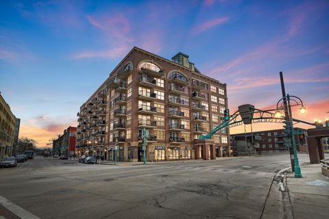 Photo of 102 N Water St, Milwaukee, WI 53202 (MLS # 1950482)