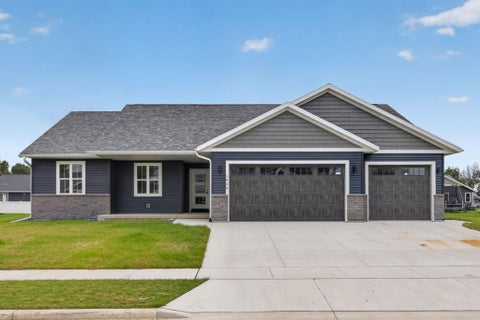 Photo of 1924 London St, Holmen, WI 54636 (MLS # 1982142)
