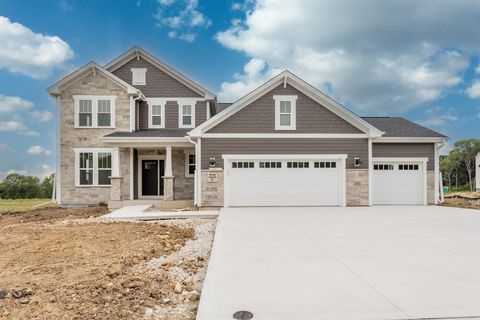 Photo of W208N6659 Sweet Clover Dr, Menomonee Falls, WI 53051 (MLS # 1946333)