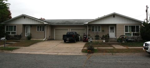 Photo of 1003 Monroe St, Onalaska, WI 54650 (MLS # 1939537)