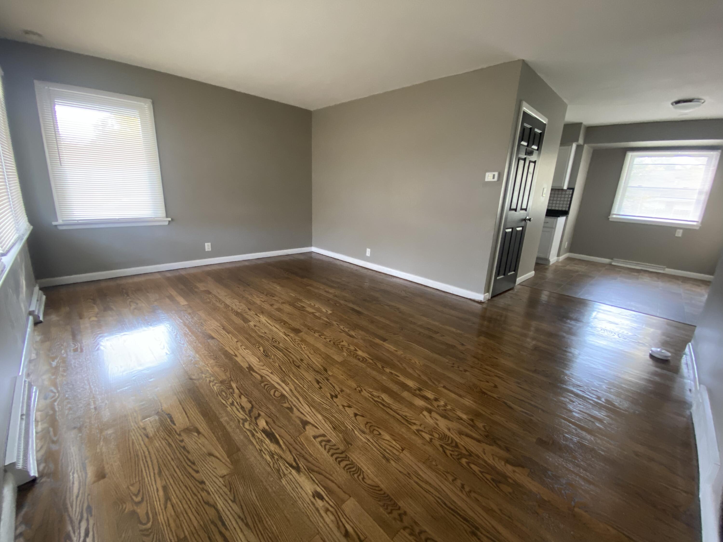 Milwaukee, Wisconsin 53224, United States, 3 Bedrooms Bedrooms, ,2 BathroomsBathrooms,Residential,Active,204823