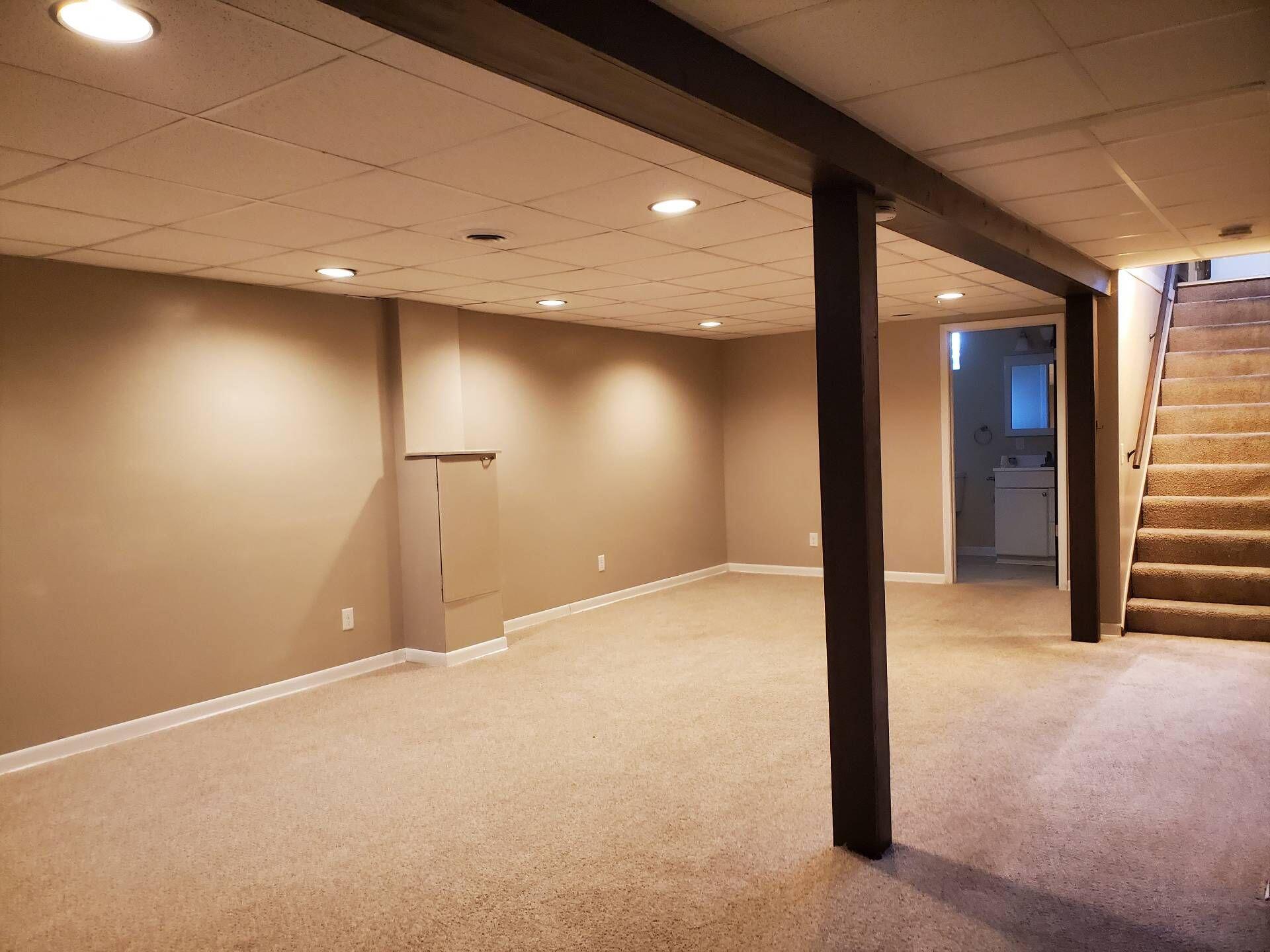 Milwaukee, Wisconsin 53224, United States, 3 Bedrooms Bedrooms, ,2 BathroomsBathrooms,Residential,Active,204823