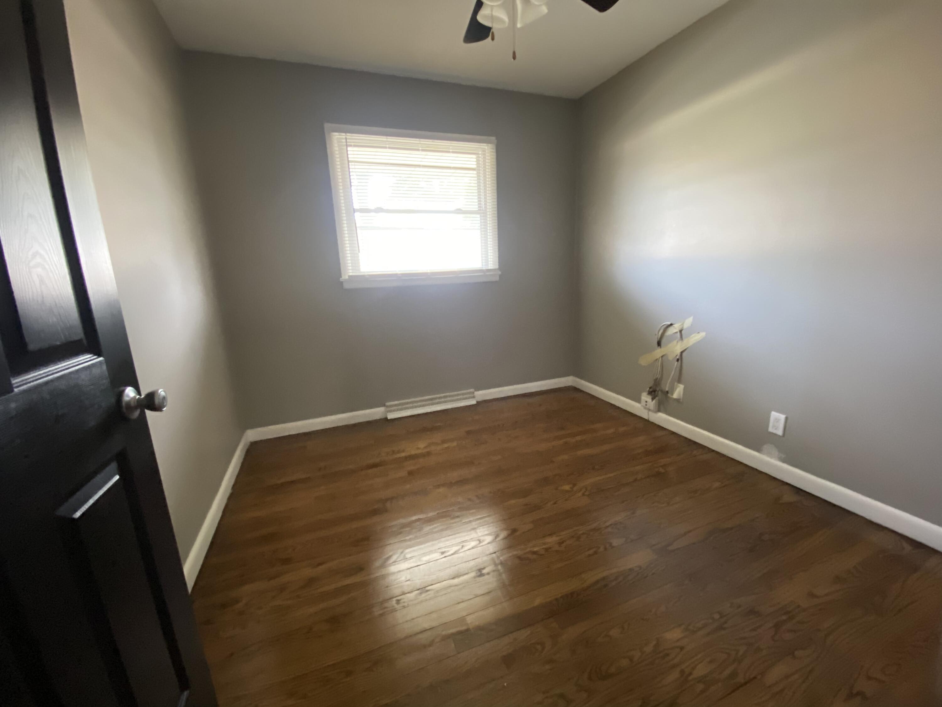 Milwaukee, Wisconsin 53224, United States, 3 Bedrooms Bedrooms, ,2 BathroomsBathrooms,Residential,Active,204823