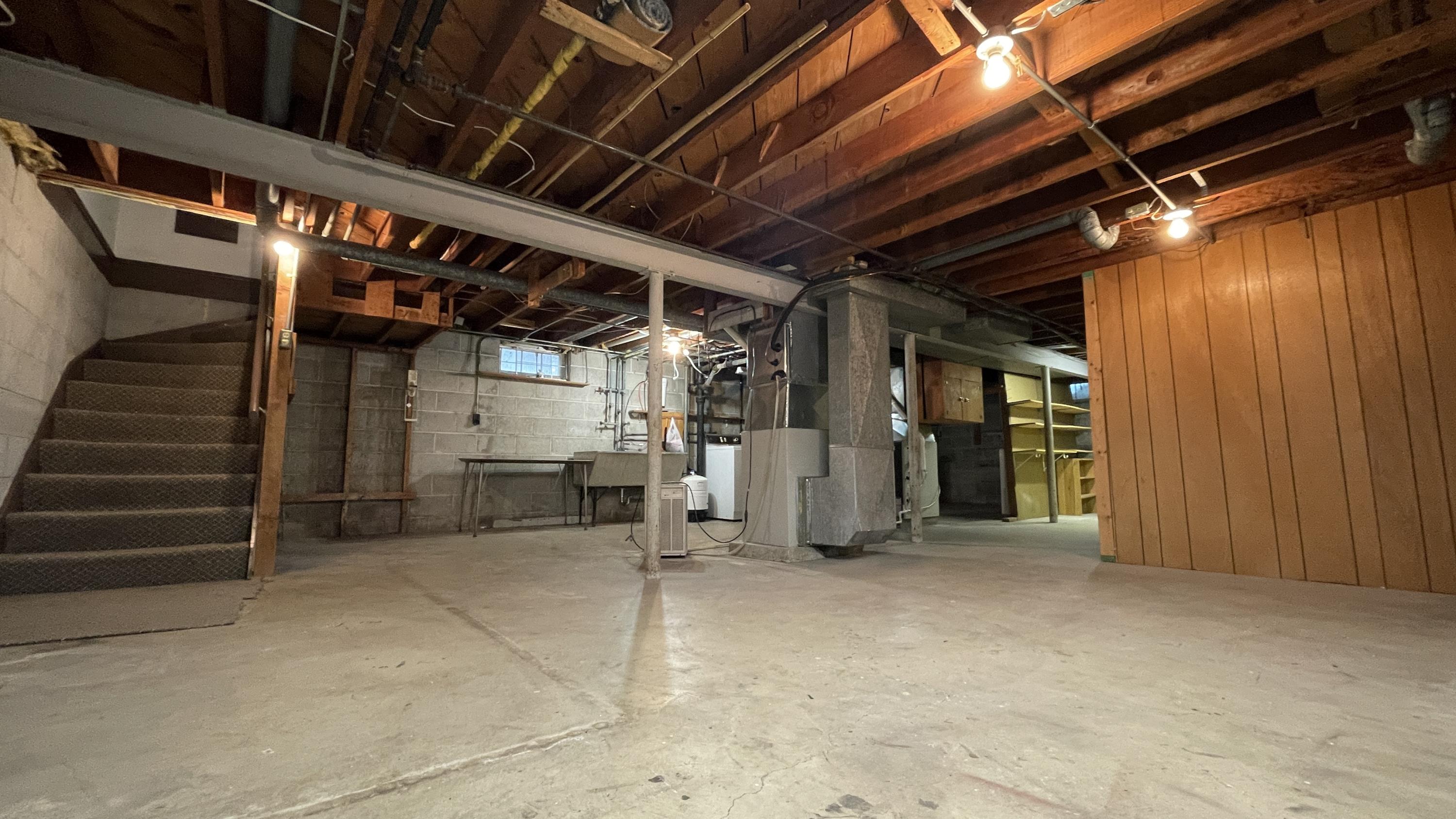 Milwaukee, Wisconsin 53222, United States, 3 Bedrooms Bedrooms, ,1 BathroomBathrooms,Residential,Active,171521