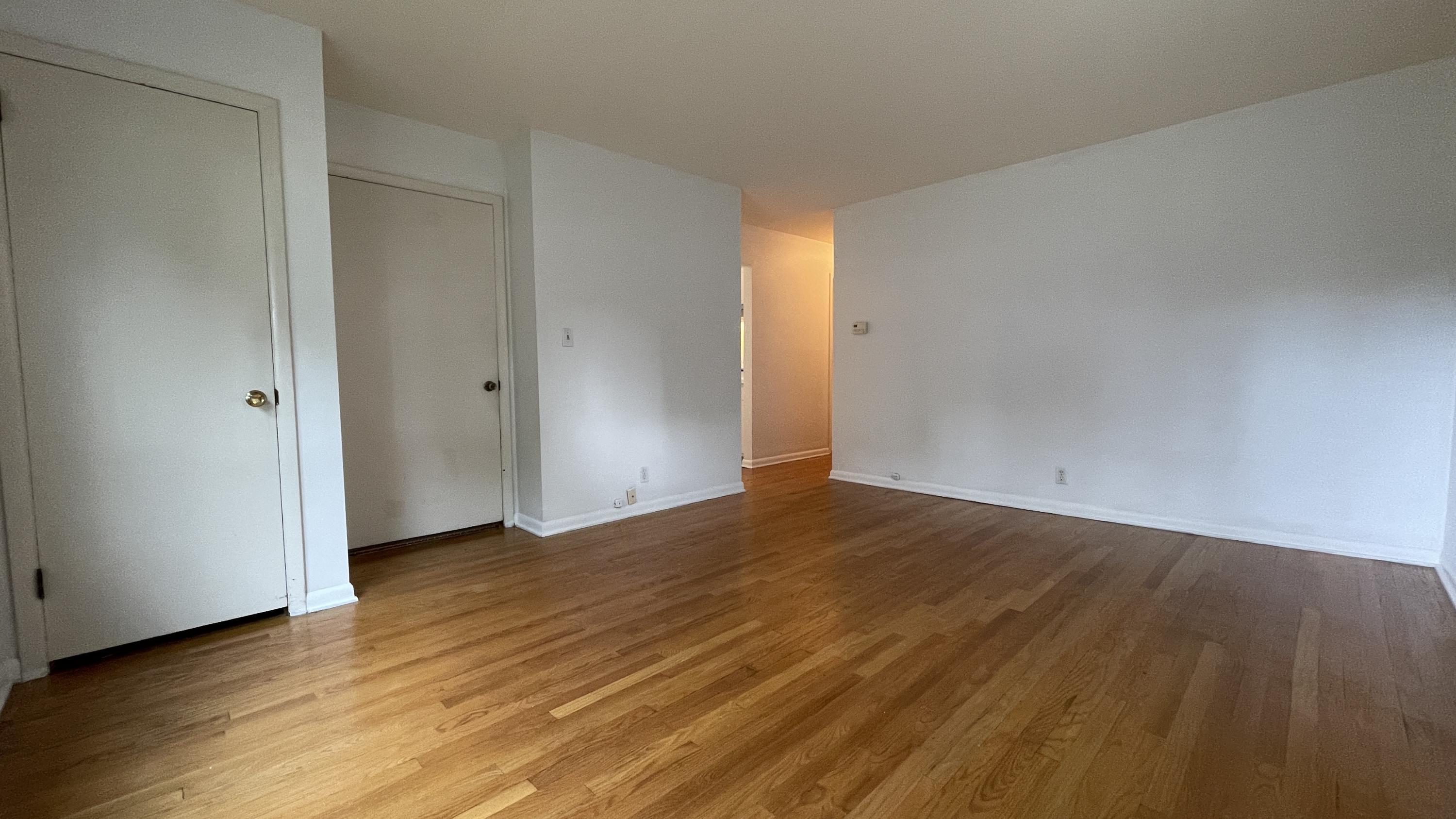 Milwaukee, Wisconsin 53222, United States, 3 Bedrooms Bedrooms, ,1 BathroomBathrooms,Residential,Active,171521