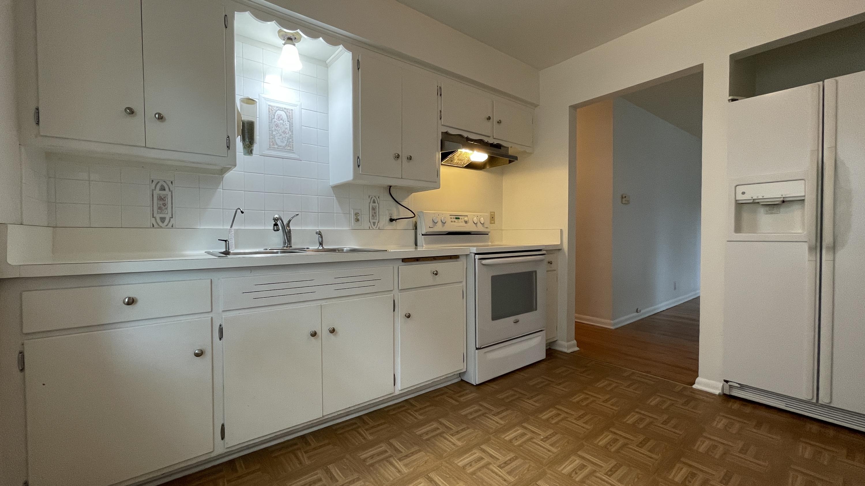 Milwaukee, Wisconsin 53222, United States, 3 Bedrooms Bedrooms, ,1 BathroomBathrooms,Residential,Active,171521