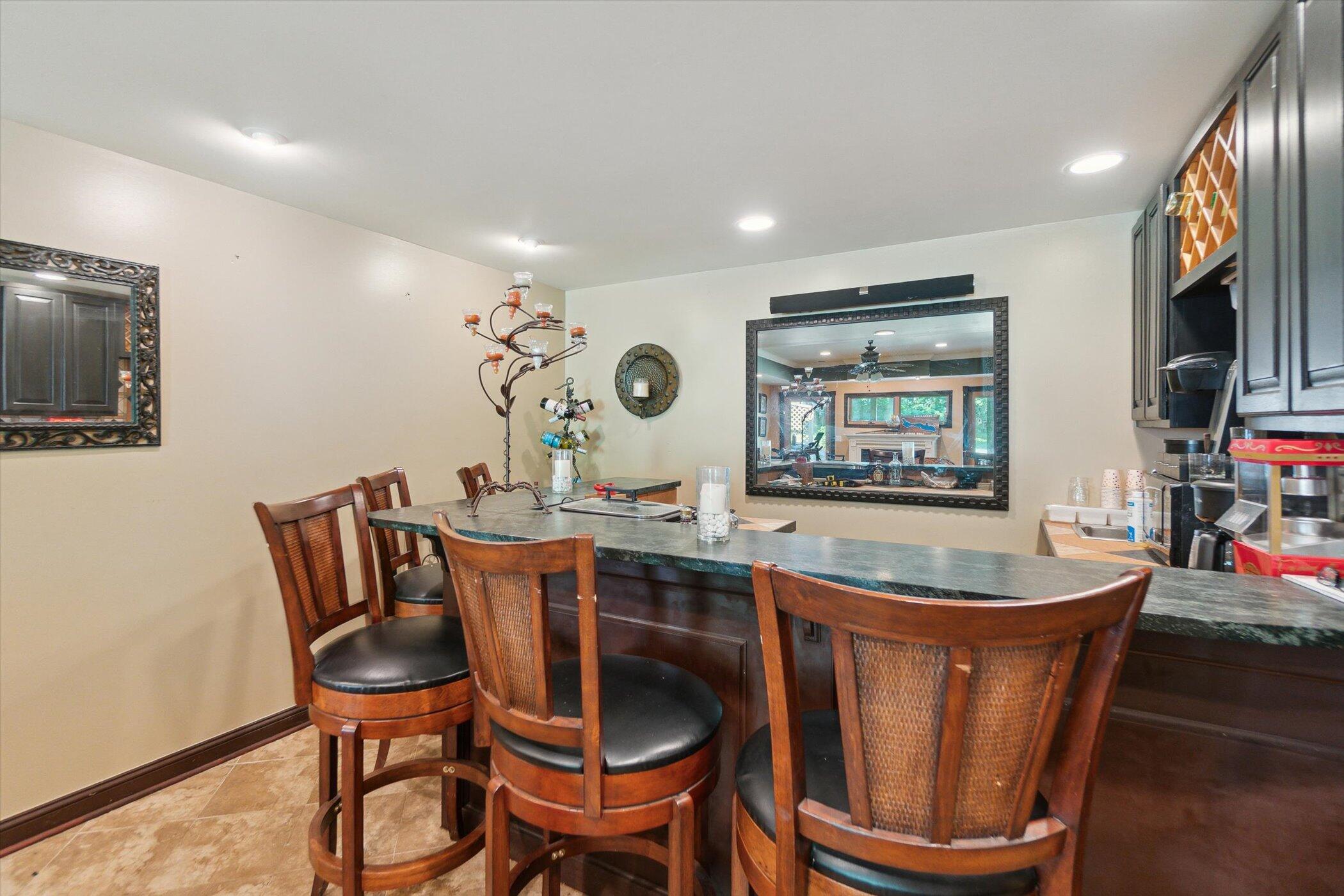 Geneva, Wisconsin 53147, United States, 4 Bedrooms Bedrooms, ,3 BathroomsBathrooms,Residential,Active,165410