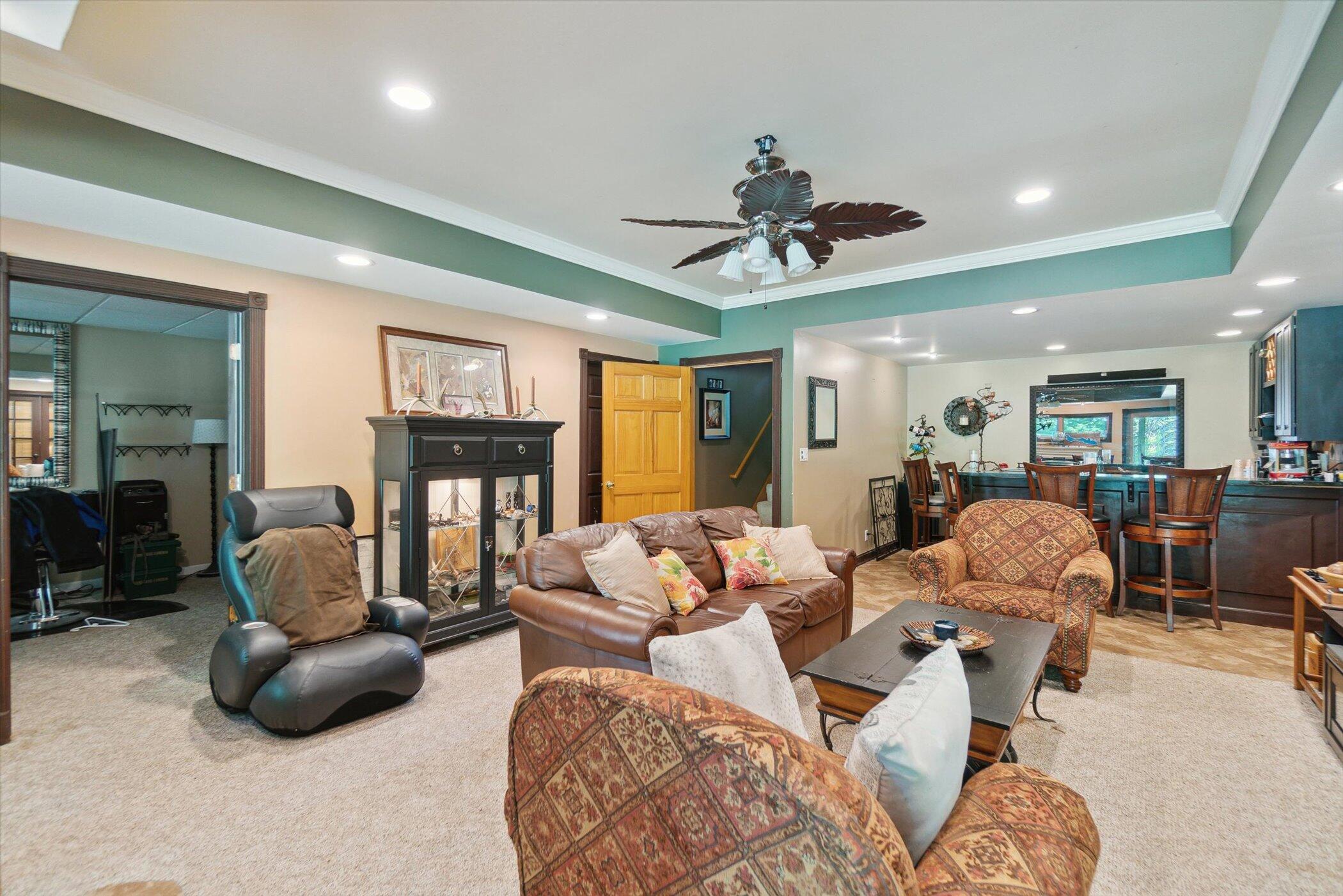 Geneva, Wisconsin 53147, United States, 4 Bedrooms Bedrooms, ,3 BathroomsBathrooms,Residential,Active,165410