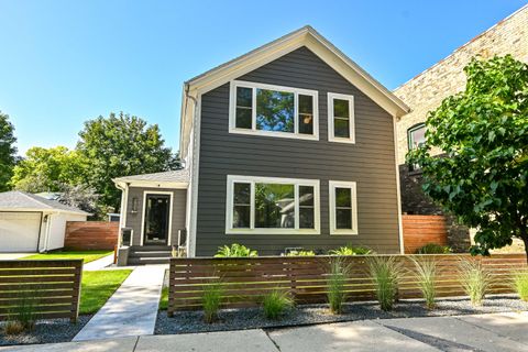 Photo of 2511 S Superior St, Milwaukee, WI 53207 (MLS # 1935633)