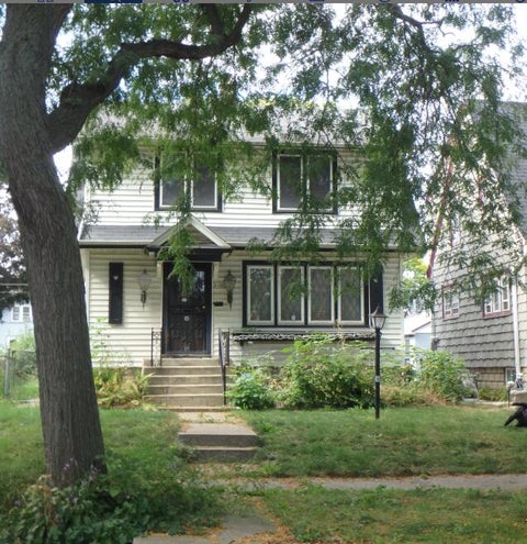 Photo of 5451 N 36th St, Milwaukee, WI 53209 (MLS # 1974518)