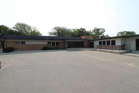 Photo of 190 Gardner Ave, Burlington, WI 53105 (MLS # 1958208)