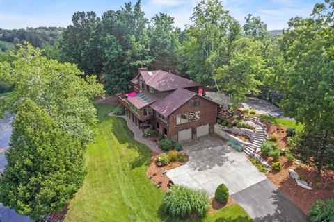 Photo of 6215 Riesch Rd, West Bend, WI 53095 (MLS # 1929388)