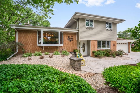 Photo of 5393 S Allenwood Ln, Hales Corners, WI 53130 (MLS # 1973775)