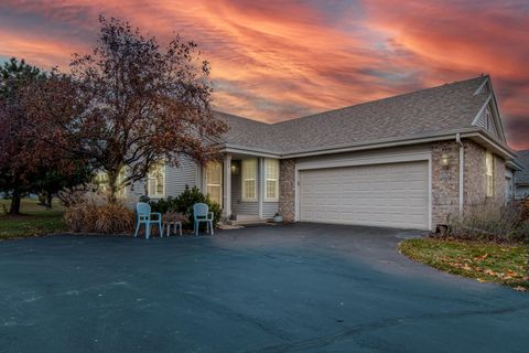 Photo of 1224 Steeplechase Dr, Watertown, WI 53094 (MLS # 1942121)